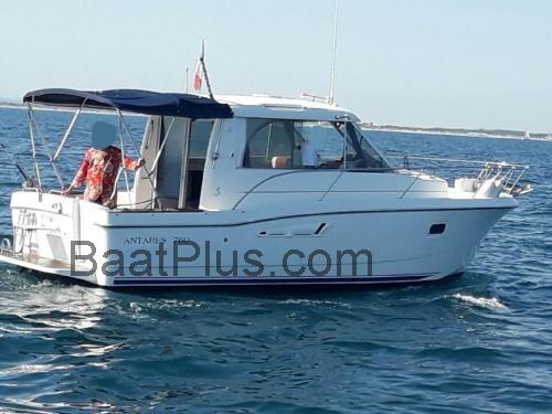 Beneteau Antares 760 Spesifikasjoner og anmeldelser